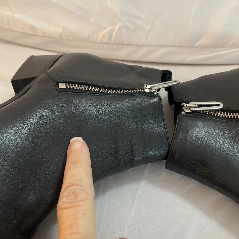 Aquatalia Fantina Weatherproof Bootie Black Leather Women‎ 8.5M RUNS SMALL Italy